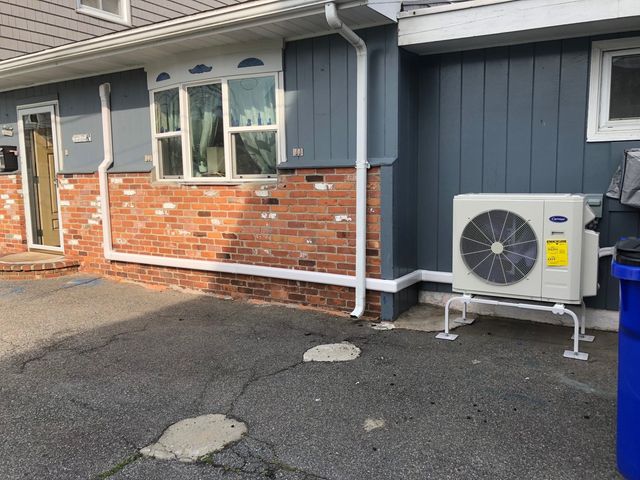 Ductless Mini Splits | HVAC Technicians